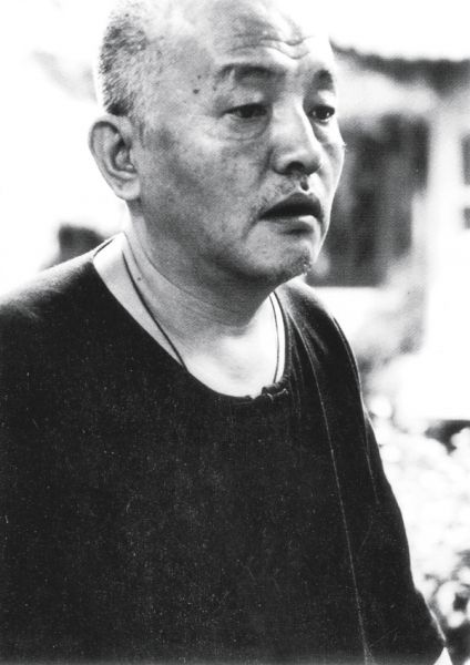 ½