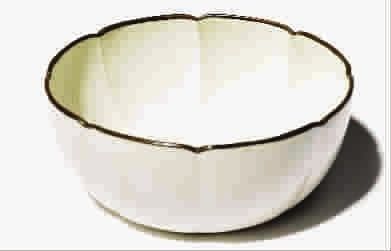 Ҥ