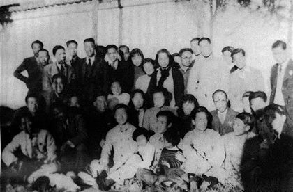 1940ϵʦӰһΪϵҶϯضұߵڶŵΪ嵡