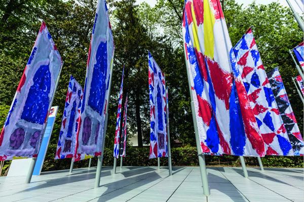 ӢJoe TilsonװƷTHE FLAGS