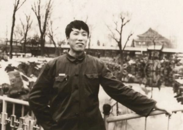 έ1978ꡣ