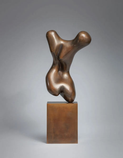 ˹գ1886-1966 ɡɫͭͭ 46.5 cm.1931깹˼1976ͭ