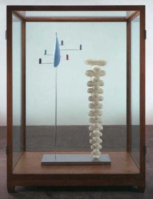 Louise Bourgeois, Conscious and Unconscious, 2008. Fabric, rubber, threadand stainless steel. © The Easton Foundation/VAGA at Artists Rights Society (ARS), NY. Photo by Christopher Burke. Courtesy of The Easton Foundation/ VAGA at Artists Rights Society (ARS), NY.